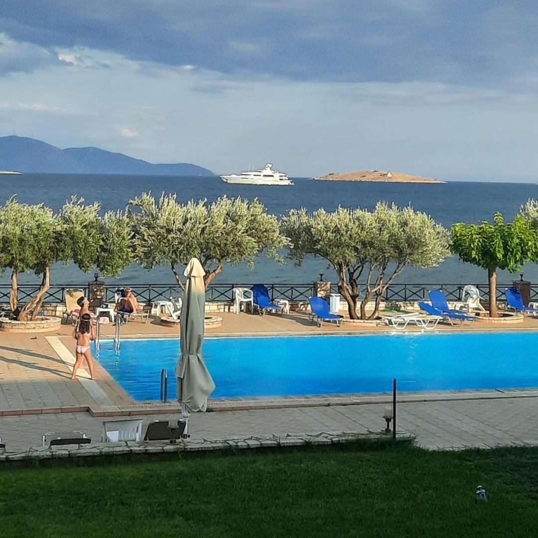 Europa Beach Hotel Galaxídhion 外观 照片