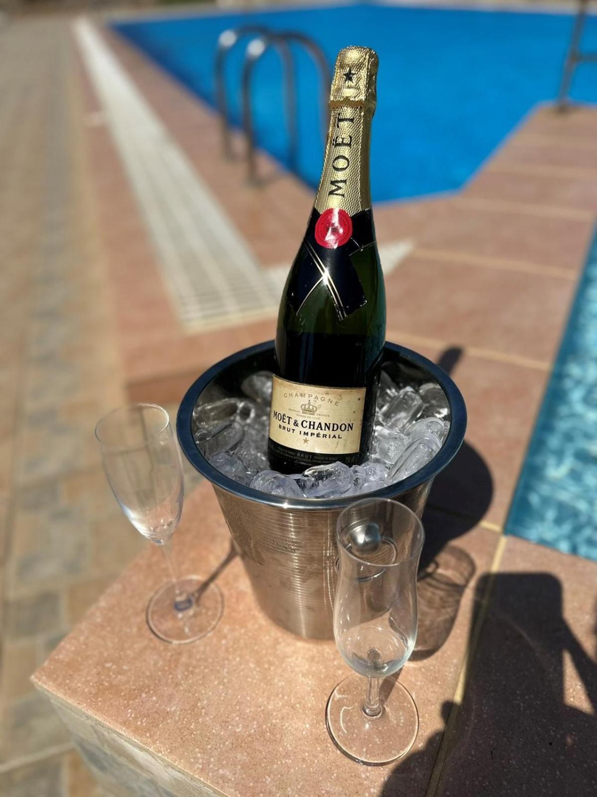 Europa Beach Hotel Galaxídhion 外观 照片